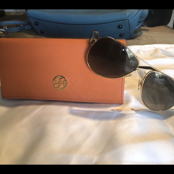 Tory Burch - Picture 1 of 1